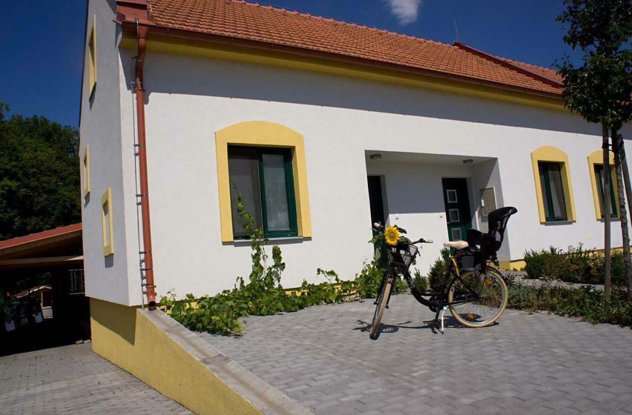 Apartmany U Zamecku Hlohovec Exterior foto